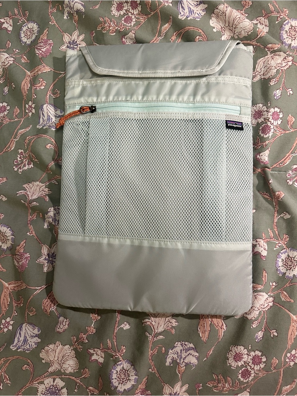Patagonia Sea Foam Green Computer case or laptop sleeve
